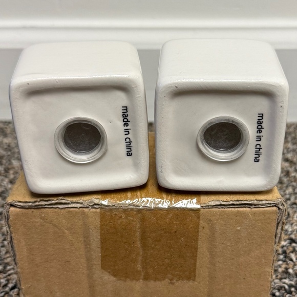 Salt & Pepper Shakers  NWOT - Picture 2 of 2